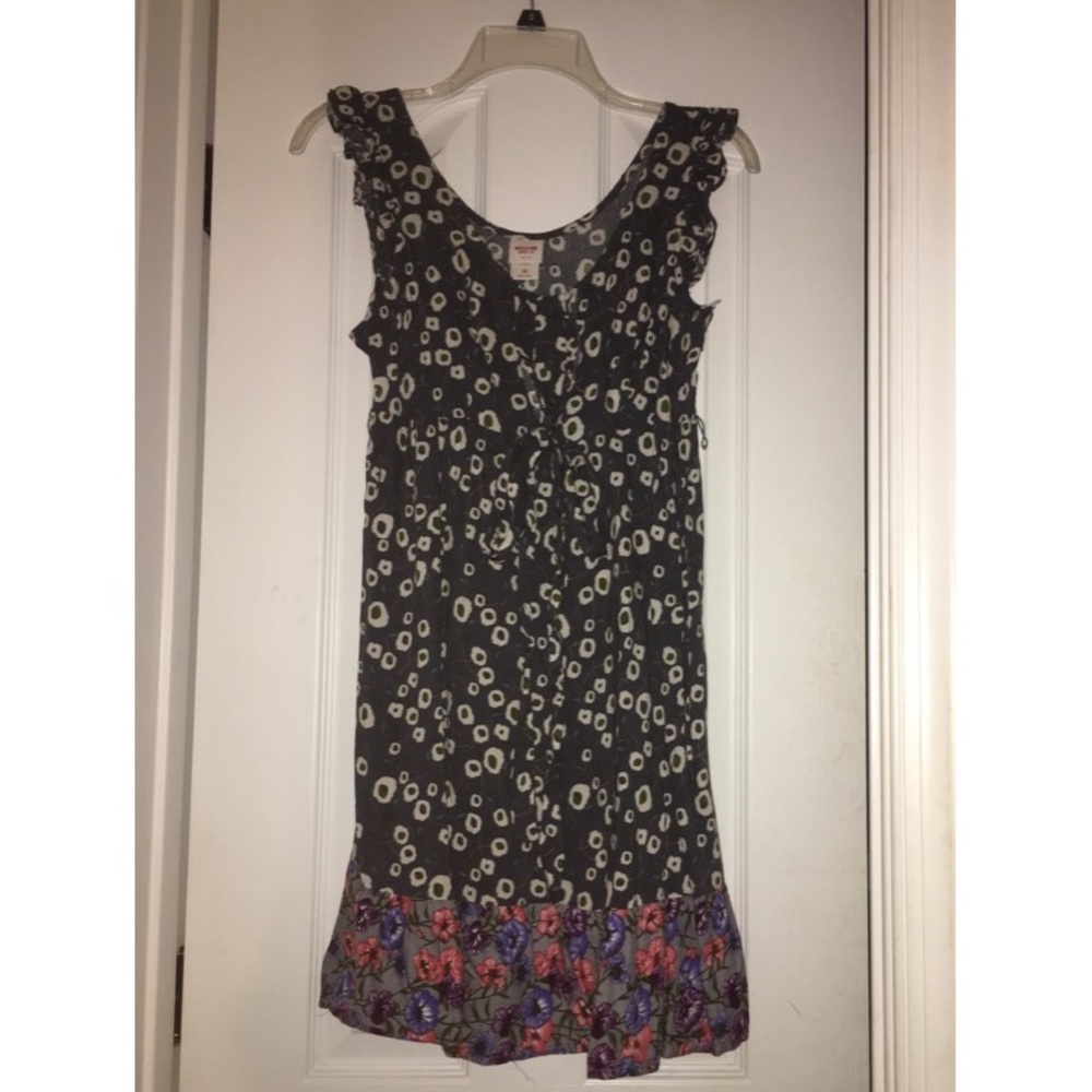 Cute Mossimo & Co. dress with front tie